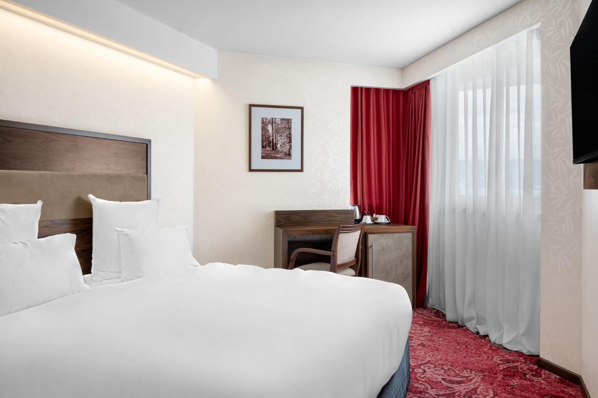 Movenpick Hotel Σαράγεβο Εξωτερικό φωτογραφία